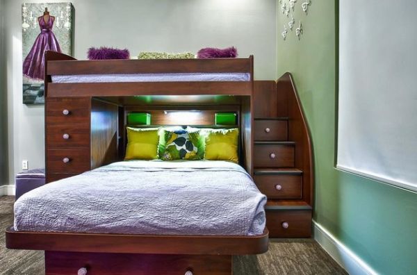 Двухуровневая кровать со встроенными шкафчиками
