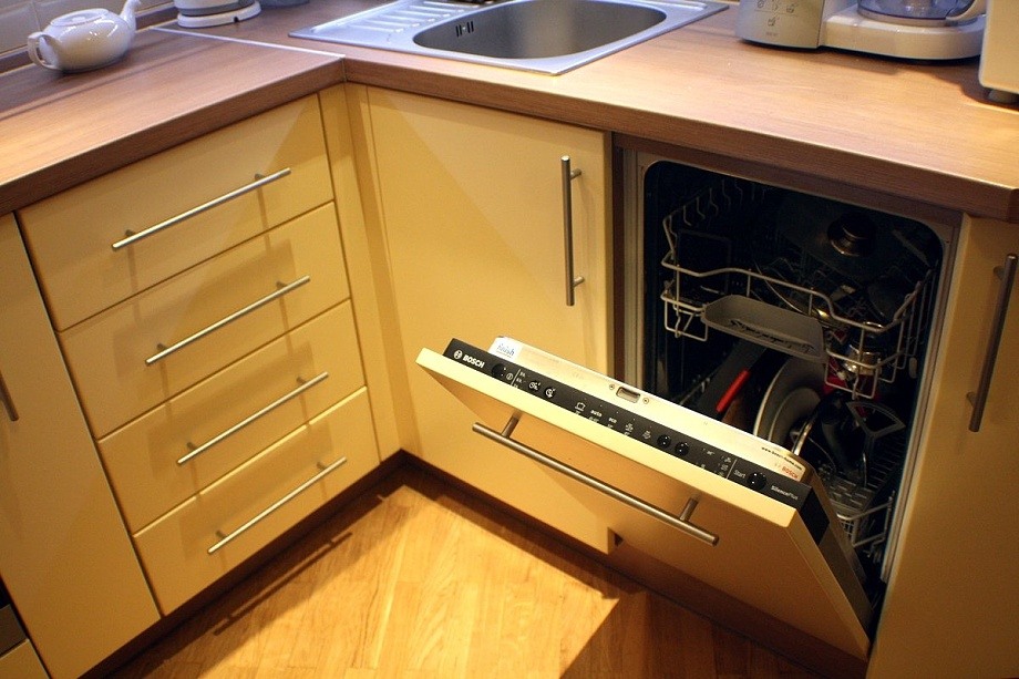 установка посудомоечной машины встроенной