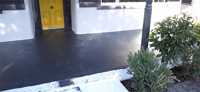 How to Choose Paint for a Concrete Porch