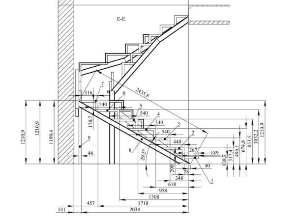 Например, специальные компьютерные программы, сайты, приложения, с помощью которых можно рассчитать высоту и длину лестницы.